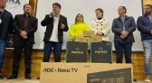 Núcleo de Educação entrega kits multimídia para 88 escolas da região