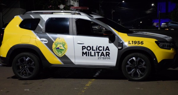 Polícia apreende carga de cigarros contrabandeados após perseguição