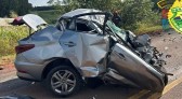 Motorista morre após batida frontal entre carro e caminhão na PR-090, em Alvorada do Sul