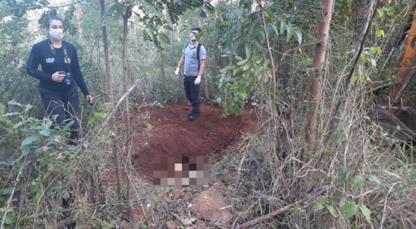 VÍDEO: Caso do casal encontrado morto em Chapecó está no hall de investigações mais complexas, fala delegado