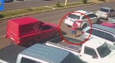 Em plena luz do dia automóvel é furtado de frente de uma mecânica no centro