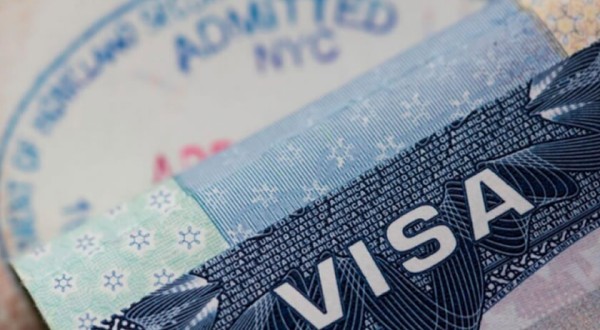 Entenda por que visto para os EUA ficará R$ 1,4 mil mais caro