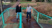 Prefeitura investiga passarela com suposto defeito