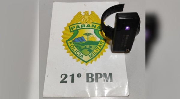 Homem sob efeito de crack apedreja residência e é preso