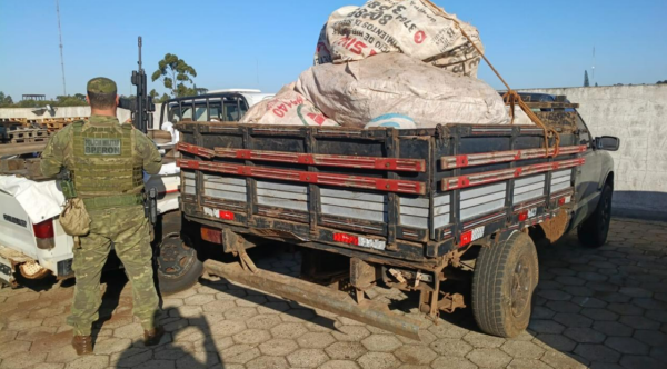 BPFRON apreende caminhonete com 300 quilos de alumínio irregular na fronteira