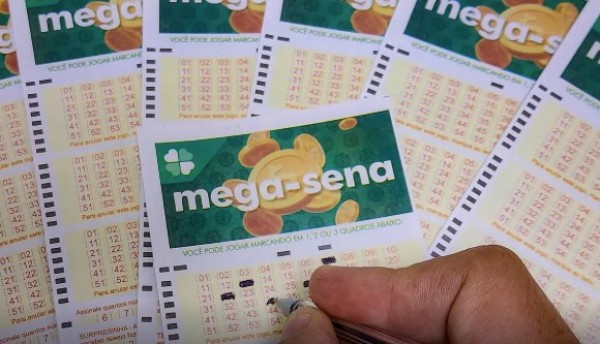 Quatro apostas de SC acertam a quina da Mega-Sena; prêmio principal acumula em R$ 42 milhões