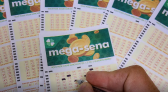 Aposta do Paraná acerta a quina da Mega-Sena e leva mais de R$ 49 mil