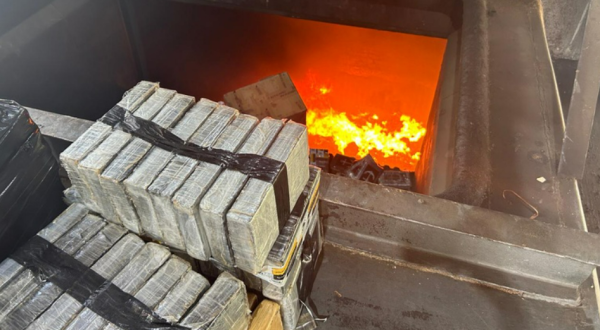 Polícia Federal e PM incineram 5,3 toneladas de drogas