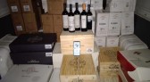 Carga de vinho avaliada em mais de R$200 mil é apreendida pela PM