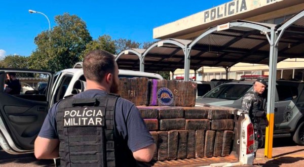 Polícia Militar apreende 1,5 tonelada de droga e munições no Oeste