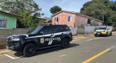 Bebê recém-nascido é encontrado morto com hematomas no rosto