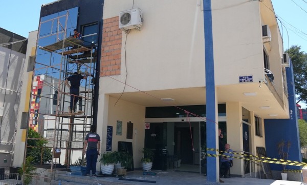 Câmara suspende atividades para reformas