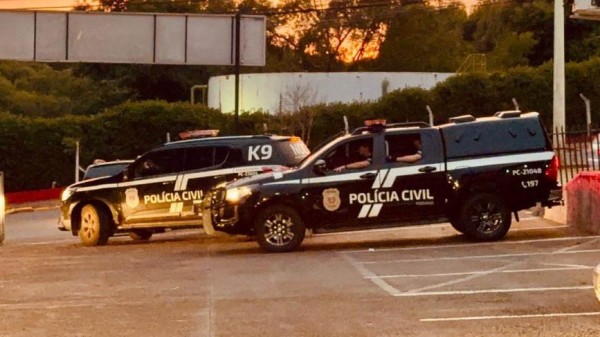 PCPR, PMPR e GM prendem oito durante operação contra o tráfico de drogas em Toledo