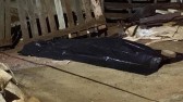 Criança é atingida por pneu durante brincadeira e morre