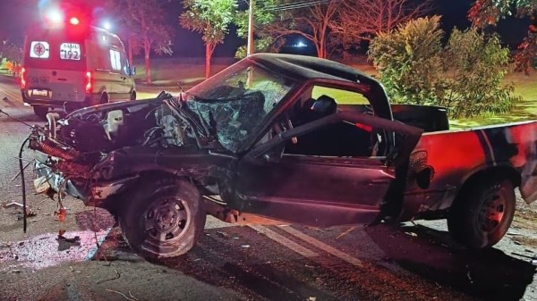 Quatro pessoas ficam feridas em colisão frontal registrada em Realeza