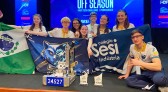 Estudantes do Sesi de Francisco Beltrão conquistam 2 troféus em torneio de robótica