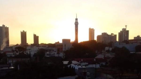 Fim de semana começa com calor, mas termina com frio