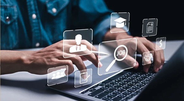 EPR abre inscrições para Programa de Estágio 2026 com vagas no Paraná e Minas Gerais