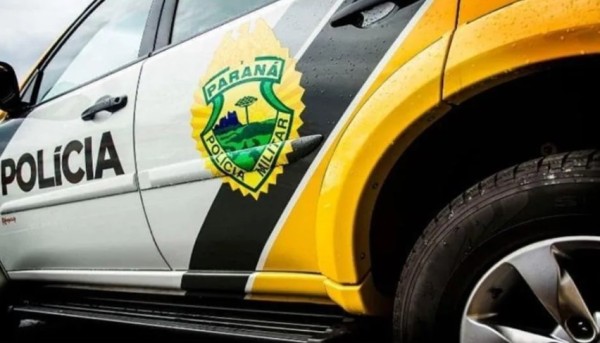 Foragido da Justiça com mandado por roubo é preso de posse de pedras de crack