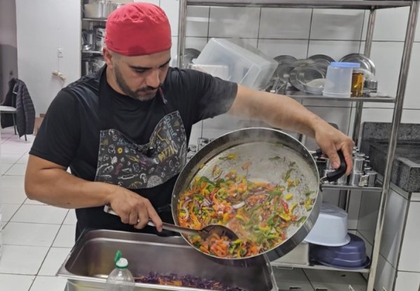 Merendeiro de Francisco Beltrão tem receita premiada em concurso nacional