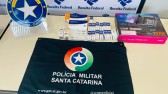 Receita Federal e Polícia Militar apreende medicamentos para emagrecimento e anabolizantes escondidos em estepe de veículo