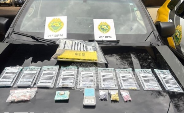 ROTAM prende duas mulheres por tráfico de drogas