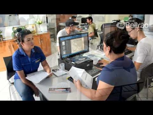 Prefeitura de Francisco Beltrão inicia entrega dos carnês do IPTU 2023